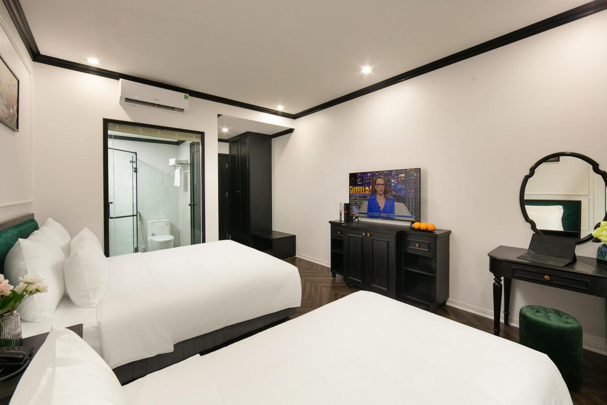 Elegant Boutique Hotel Ha Long Exterior photo